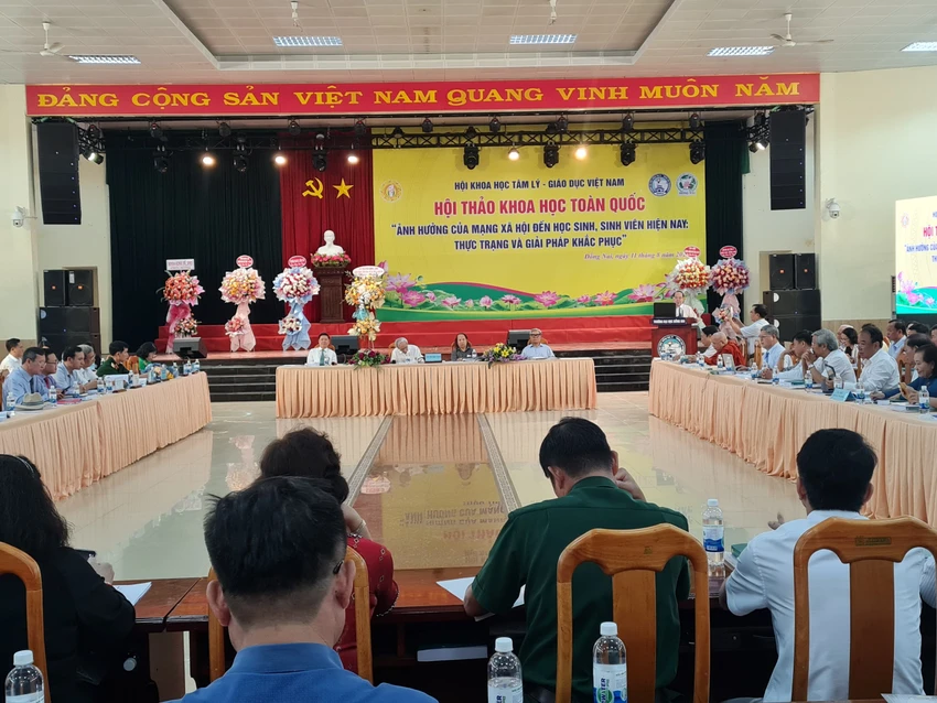 Quang cảnh buổi hội thảo. Ảnh: Vũ Hội Quang cảnh buổi hội thảo. Ảnh: Vũ Hội