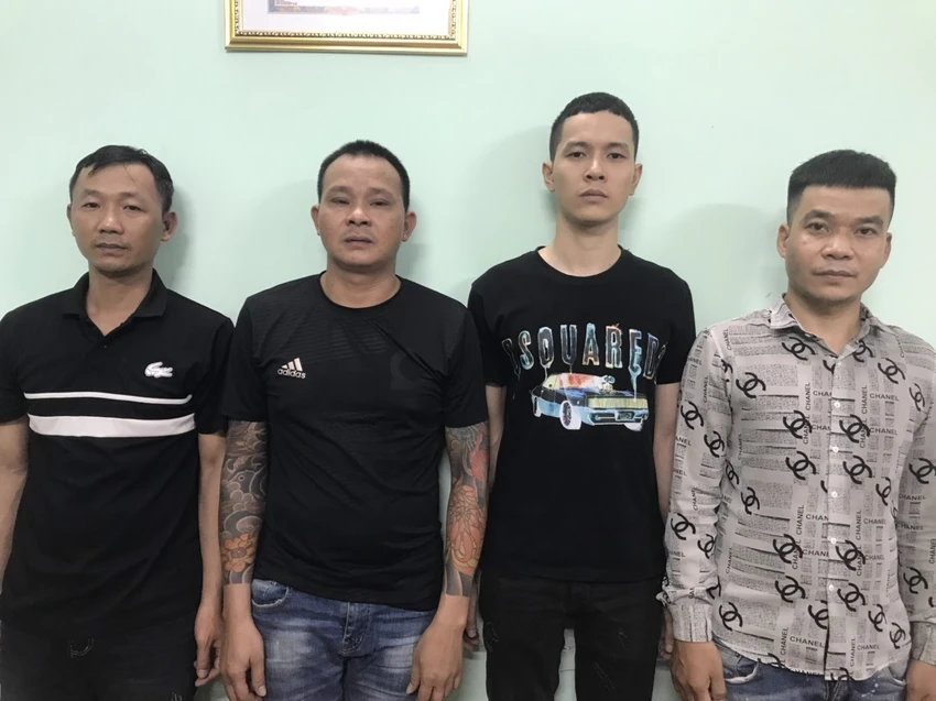 Nhóm cho vay nặng lãi bị bắt giữ. Ảnh: VH