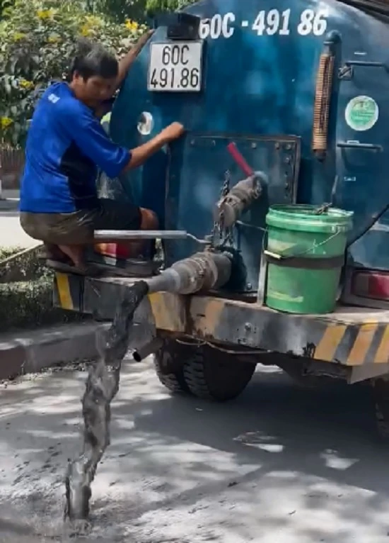 xả nước thải.jpg