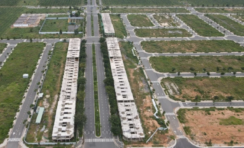 Vi phạm đất đai.jpg