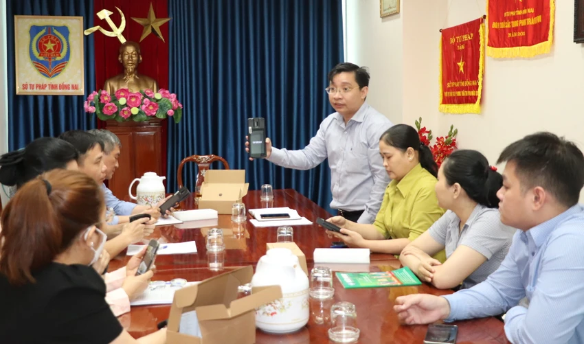công chứng.jpg