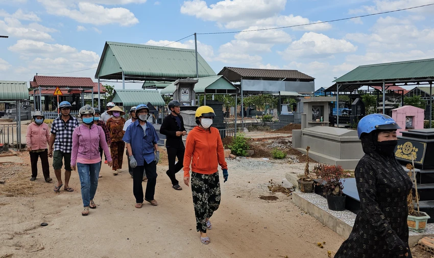 nghĩa địa .jpg