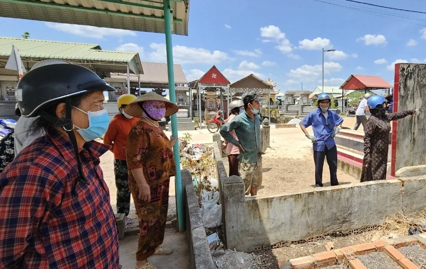 nghĩa địa.jpg