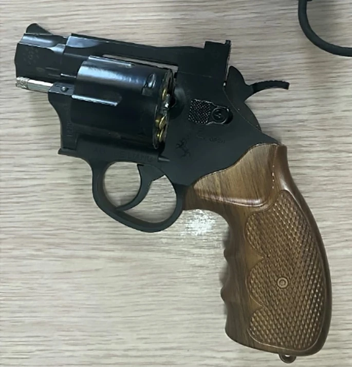 cướp 2.jpg