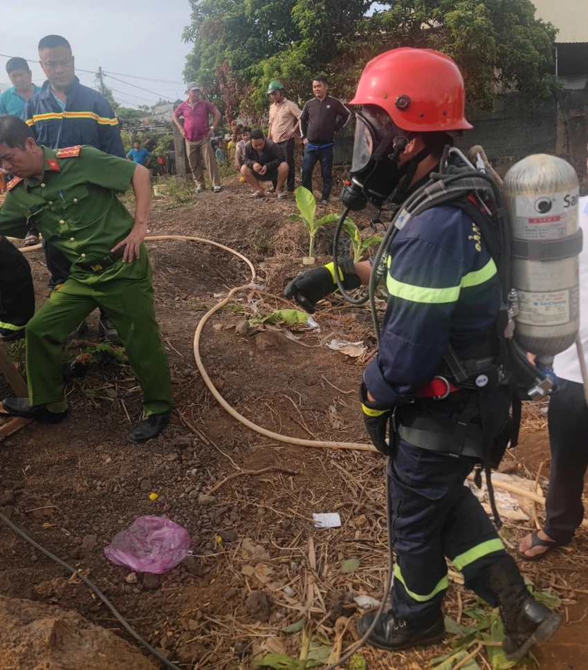 cảnh sát 2.jpg