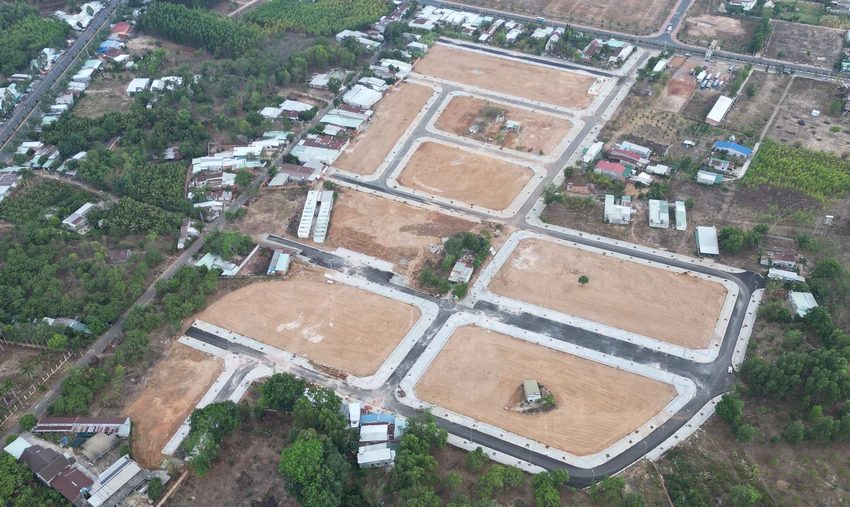Khu tái định cư 1.jpg