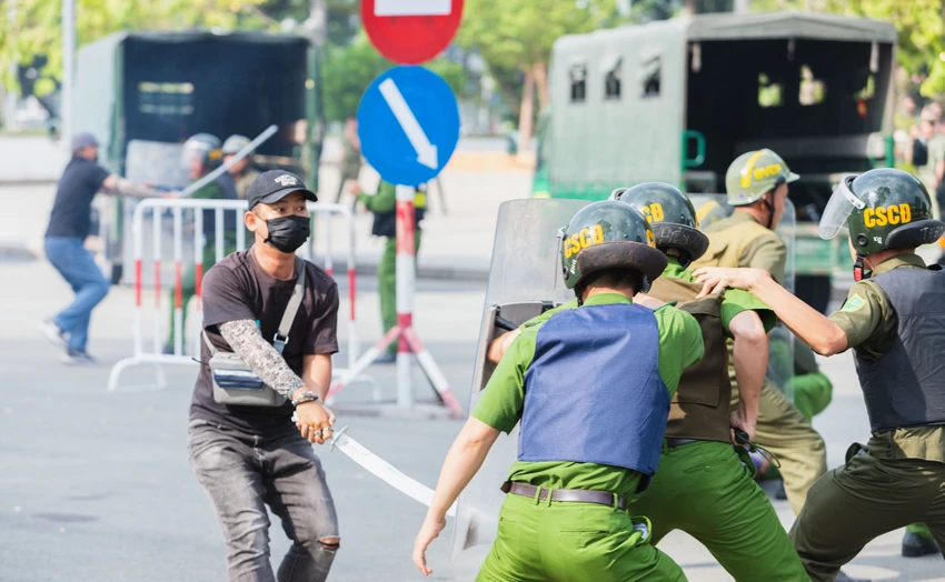 Tổ bảo vệ an ninh trật tự...jpg
