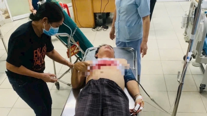đâm trọng thương.jpg