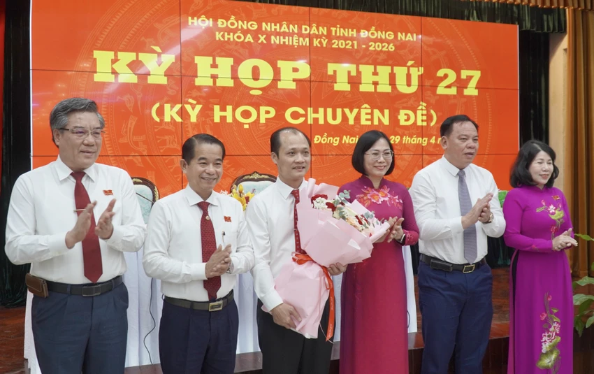 bầu bổ sung.jpg