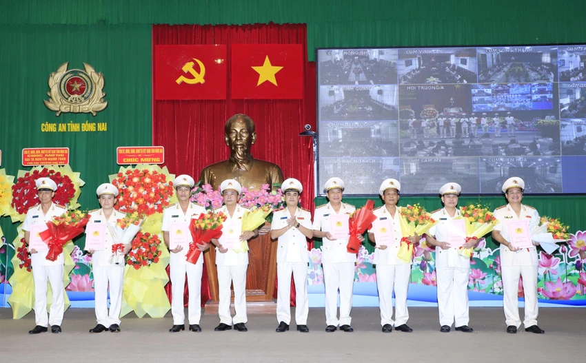 bộ công an...jpg