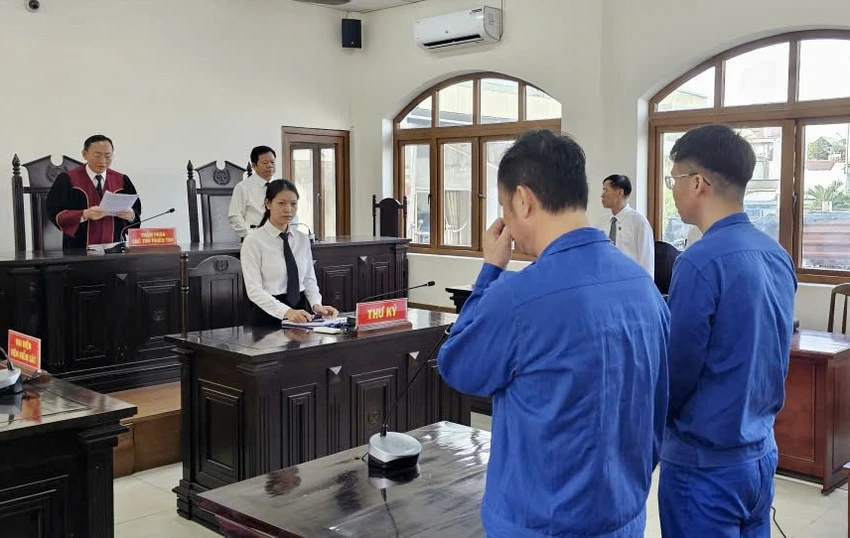 nhận hối lộ