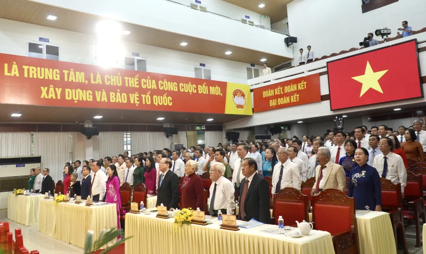 dân tộc 6.jpg