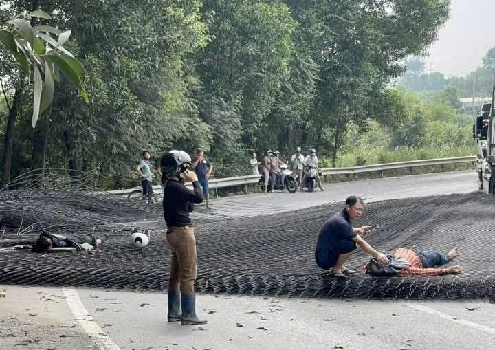 tấm thép 3.jpg