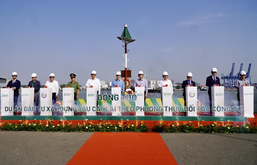cầu Cát Lái 14.jpg
