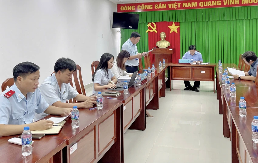 sinh viên 1.jpg