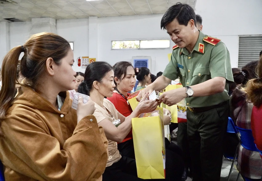 thiếu tướng 2.jpg