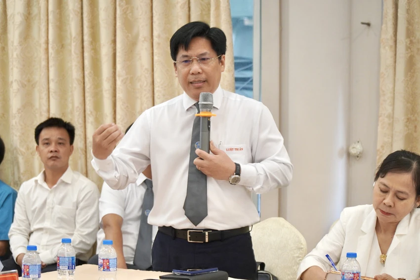 luật sư 2.jpg