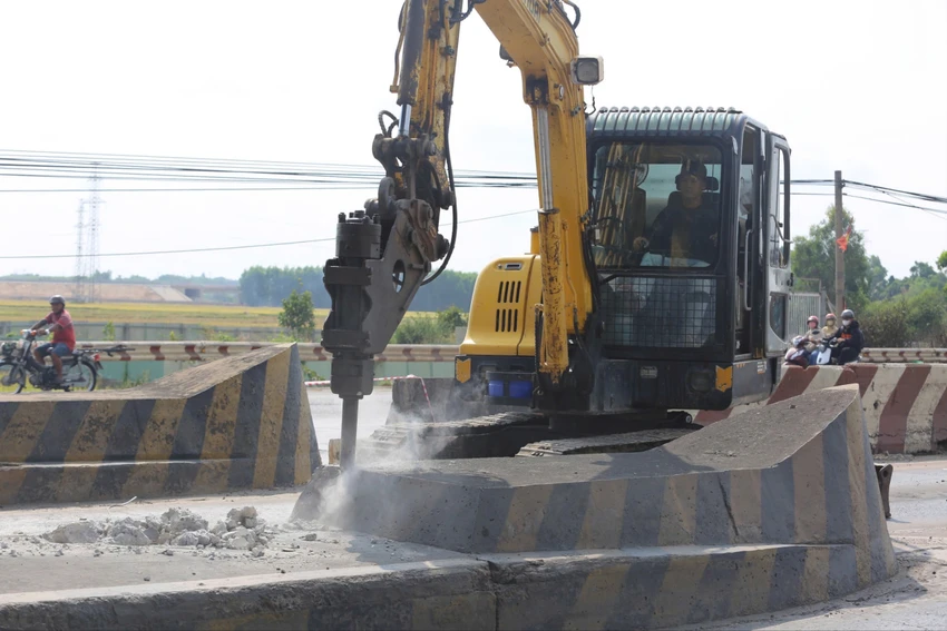 quốc lộ 51.jpg