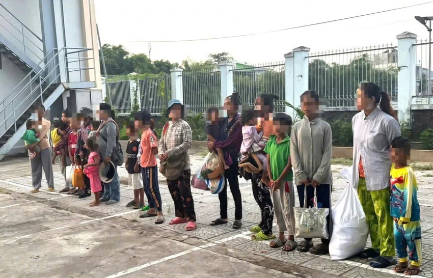 nhập cảnh 1.jpg