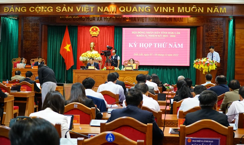 Toàn cảnh kỳ họp lần thứ năm của HĐND tỉnh Đắk Lắk. Ảnh: VŨ LONG Toàn cảnh kỳ họp lần thứ năm của HĐND tỉnh Đắk Lắk. Ảnh: VŨ LONG