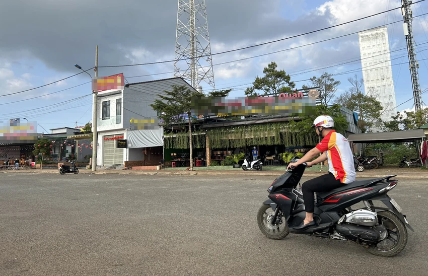Khu vực cấp đất tái định cư cho ông Đỗ Ngọc Vương. Ảnh: VŨ LONG Khu vực cấp đất tái định cư cho ông Đỗ Ngọc Vương. Ảnh: VŨ LONG