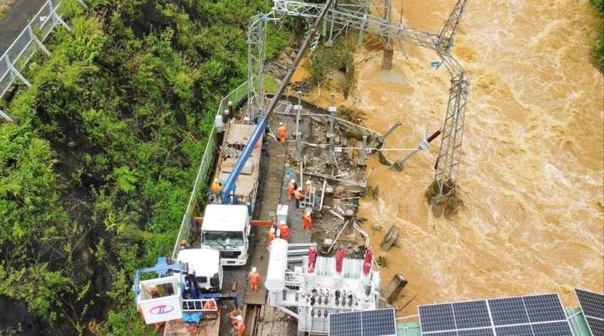 Xói lở tại trạm 110 KV tại Nhà máy thủy điện Đắk Nông. Ảnh: LP Xói lở tại trạm 110 KV tại Nhà máy thủy điện Đắk Nông. Ảnh: LP