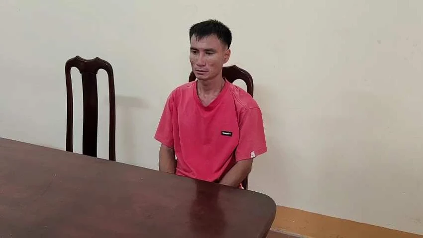 Viên Đình Mạnh tại cơ quan công an. Ảnh: SĐ Viên Đình Mạnh tại cơ quan công an. Ảnh: SĐ