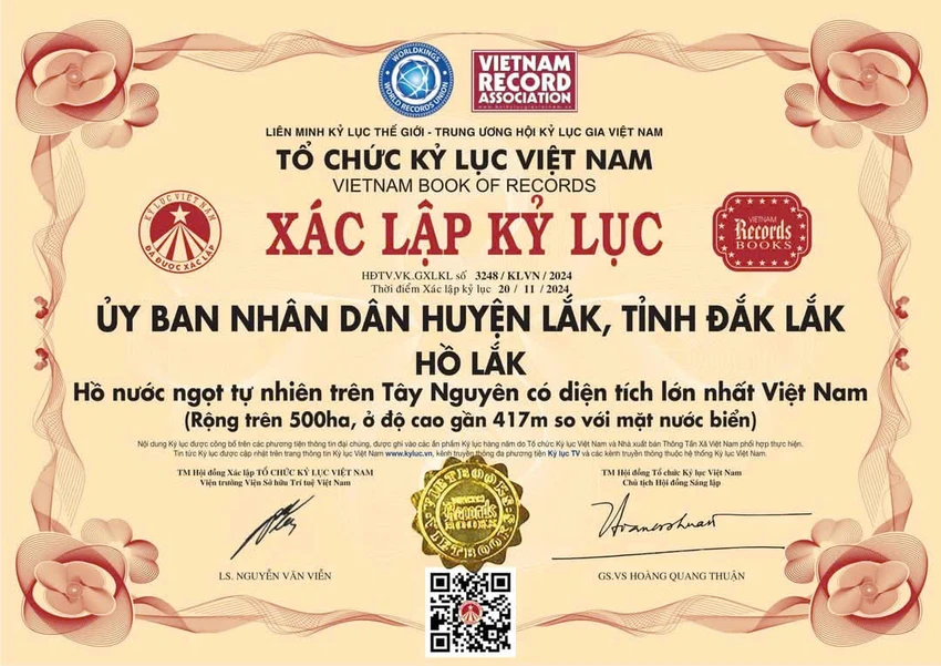lớn nhất Việt Nam.jpg