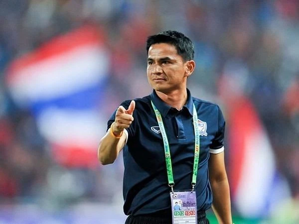 Kiatisak là HLV duy nhất Đông Nam Á vừa vô địch AFF Cup với tư cách cầu thủ và HLV
