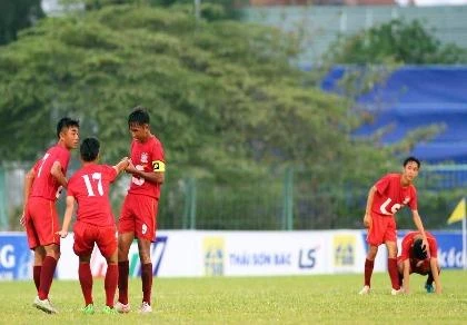 VCK U15 Quốc gia-Cúp Thái Sơn Bắc 2016: Chủ nhà ngược dòng thành công ảnh 2 U-15 TP.HCM khởi đầu rất tốt nhưng lại đuối sức