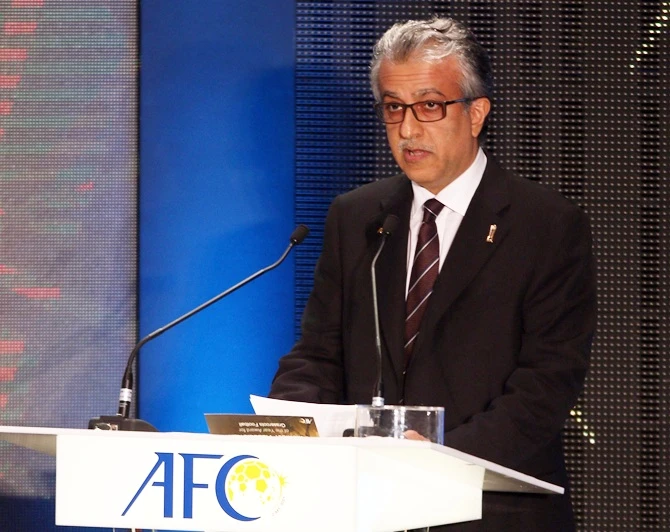 Chủ tịch AFC người Bahrain chúc mừng U-19 Việt Nam ảnh 2 Chủ tịch AFC người Bahrain chúc mừng U-19 Việt Nam ảnh 2