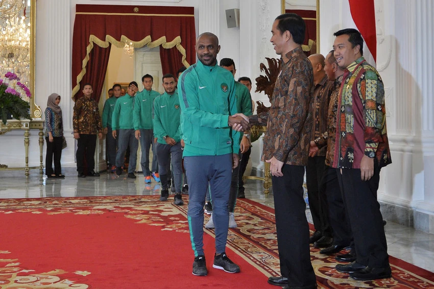 Mỗi cầu thủ Indonesia được Tổng thống tặng 15 ngàn USD ảnh 1 Mỗi cầu thủ Indonesia được Tổng thống tặng 15 ngàn USD ảnh 1