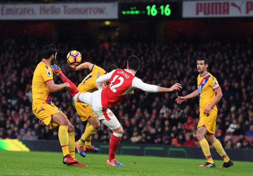 Bàn thắng “bọ cạp” của Giroud, nghệ thuật hay ăn may? ảnh 1 Bàn thắng “bọ cạp” của Giroud, nghệ thuật hay ăn may? ảnh 1
