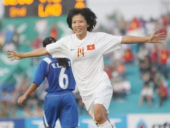 'Nữ tướng” Kim Chi lên tuyển ảnh 3 'Nữ tướng” Kim Chi lên tuyển ảnh 3