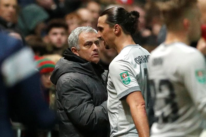 Van Dijk hãy nhìn Vardy ghi bàn, Ibra lại chấn thương ảnh 1 Van Dijk hãy nhìn Vardy ghi bàn, Ibra lại chấn thương ảnh 1