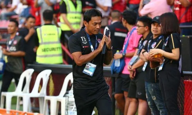 29 vòng đấu, Thai-League ‘xay’ 17 HLV ảnh 2 29 vòng đấu, Thai-League ‘xay’ 17 HLV ảnh 2