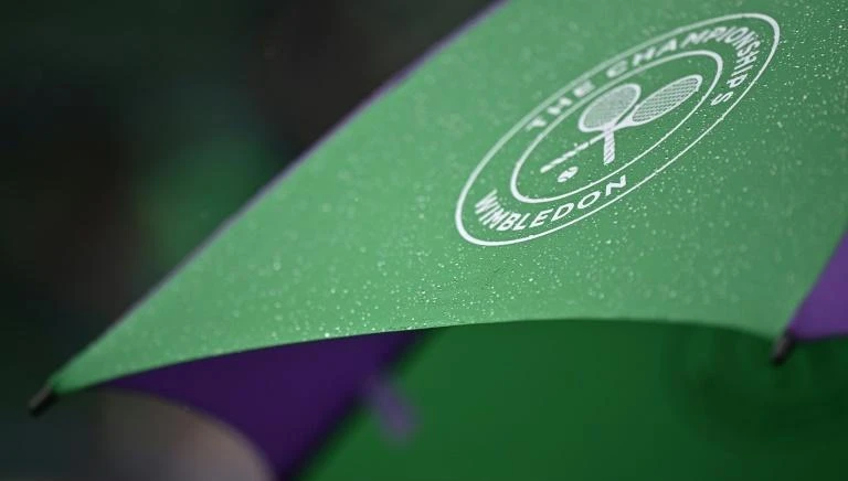 Wimbledon hứa xem xét lại nhưng "bộ ứng xử cấp nhà nước" phải ở trên hết. Wimbledon hứa xem xét lại nhưng "bộ ứng xử cấp nhà nước" phải ở trên hết.
