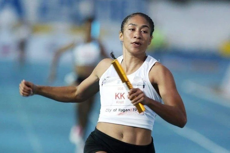 Kristina Knott và Tú Chinh... "rủ nhau chấn thương" rồi vắng mặt tại SEA Games 31. Ảnh: Star. Kristina Knott và Tú Chinh... "rủ nhau chấn thương" rồi vắng mặt tại SEA Games 31. Ảnh: Star.