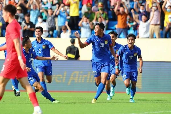 Đáng tiếc cho U-23 Lào đánh mất một trận thắng tưởng chừng nằm trong tay. Ảnh: CTV Đáng tiếc cho U-23 Lào đánh mất một trận thắng tưởng chừng nằm trong tay. Ảnh: CTV