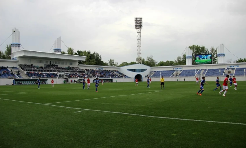 Hai trận gặp Hàn Quốc và Malaysia, U-23 VN đá sân Lokomotive. Ảnh: Getty