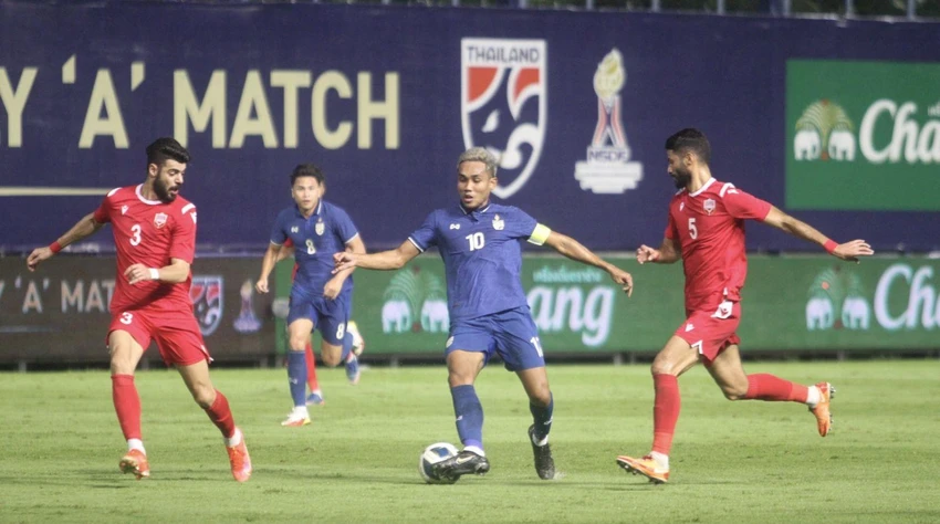 ...Nhưng Bahrain ngược dòng thành công ở hai cuối hiệp đấu. Ảnh: CTP ...Nhưng Bahrain ngược dòng thành công ở hai cuối hiệp đấu. Ảnh: CTP
