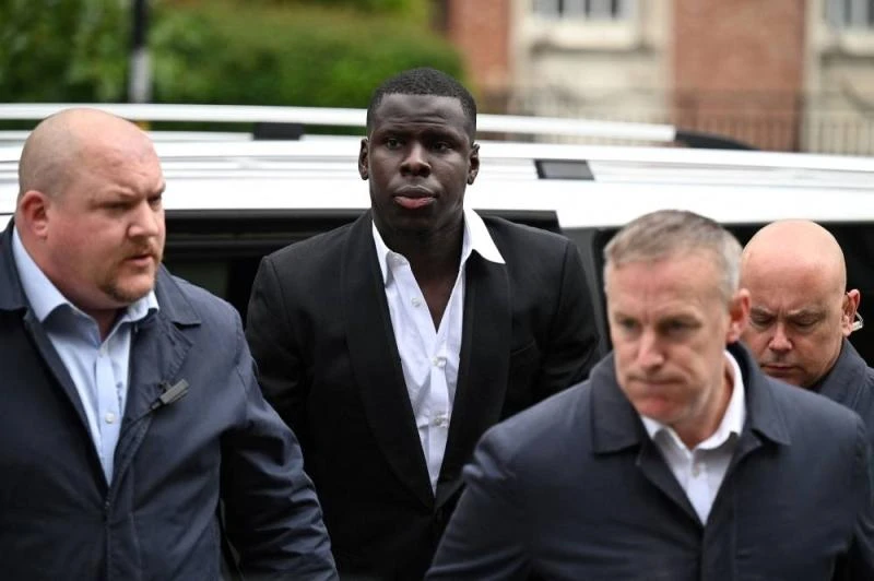 Hậu vệ West Ham- Kurt Zouma đến tòa Thames. Ảnh: Getty Hậu vệ West Ham- Kurt Zouma đến tòa Thames. Ảnh: Getty