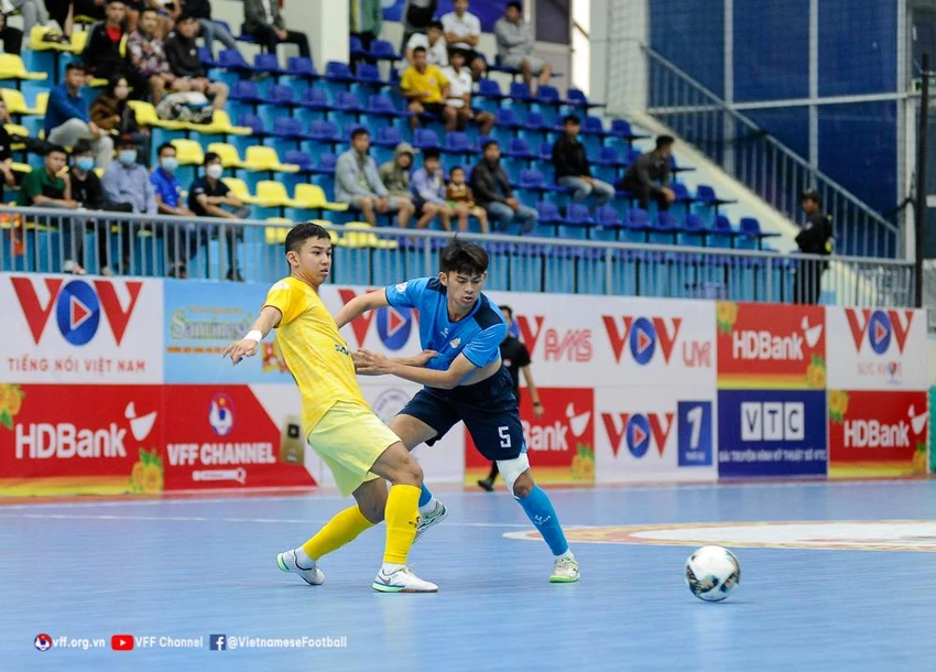 S. Khánh Hòa lại bị HGK. Đắk Lắk cầm chân 2-2 ở vòng 7. Ảnh: VOV S. Khánh Hòa lại bị HGK. Đắk Lắk cầm chân 2-2 ở vòng 7. Ảnh: VOV