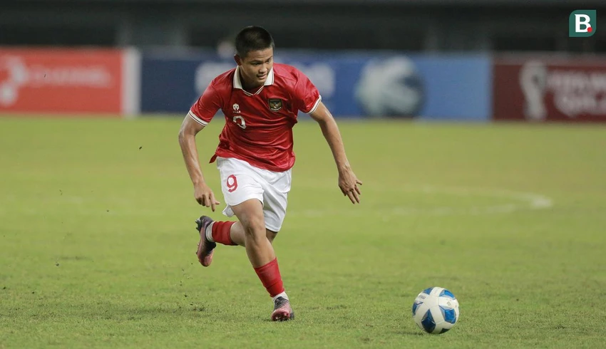 Còn Hokky Caraka đã có cú poker (4 bàn) vào lưới Brunei. Marcelino cũng là ngôi sao sáng của U-19 Indonesia. Các học trò U-19 Indonesia phải giúp ông thầy Hàn đánh bại đội nhất bảng A Thái Lan.