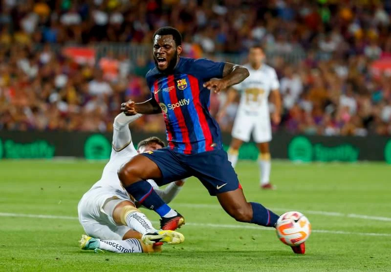 Ronal Araujo của Barcelona được chấm điểm 7.