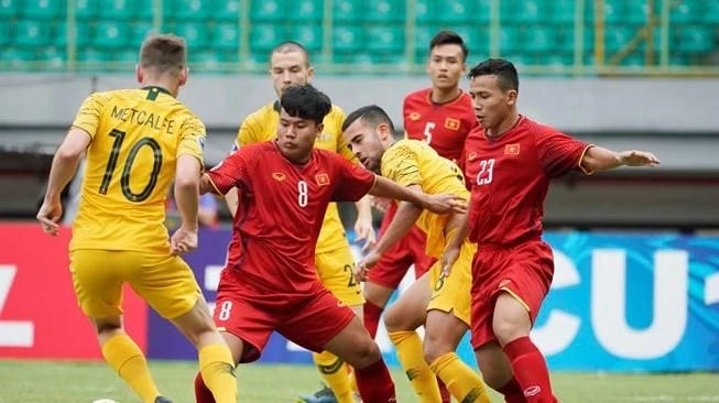 LĐBĐ Úc quyết định rút đội trẻ của mình không tham dự vòng loại U-20 châu Á vào tháng tới khi Úc cùng bảng với Iraq đá tại Basra ở Iraq. Đội trẻ Úc ngại...đến Basra nguy hiểm tính mạng cầu thủ nên rút. Úc nỗ lực tìm giải trẻ ở Tây Ban Nha để giúp đội trẻ của mình cọ sát vào những ngày FIFA cuối tháng 9. Ảnh: Getty