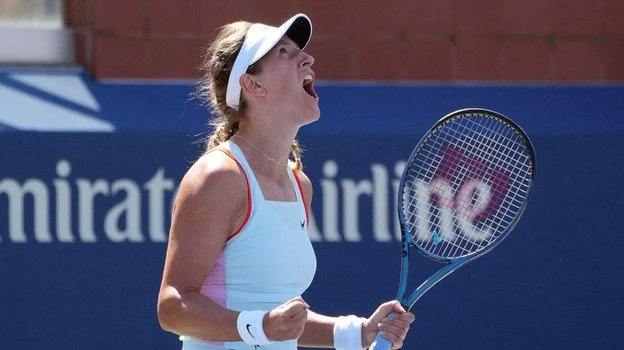 V. Azarenka đánh bại Kostyuk ở vòng hai. Ảnh: S.O