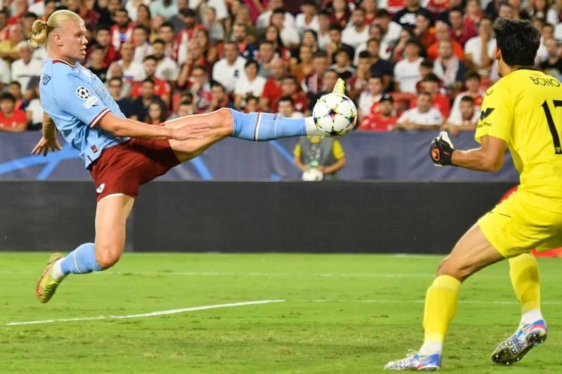 Một "phiên bản Ronaldo" thời sung mãn.