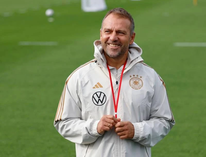 HLV Hansi Flick lại có lương cao nhất (6,5 triệu euro) so với 32 thuyền trưởng dự World Cup 2022. Ảnh: Getty HLV Hansi Flick lại có lương cao nhất (6,5 triệu euro) so với 32 thuyền trưởng dự World Cup 2022. Ảnh: Getty