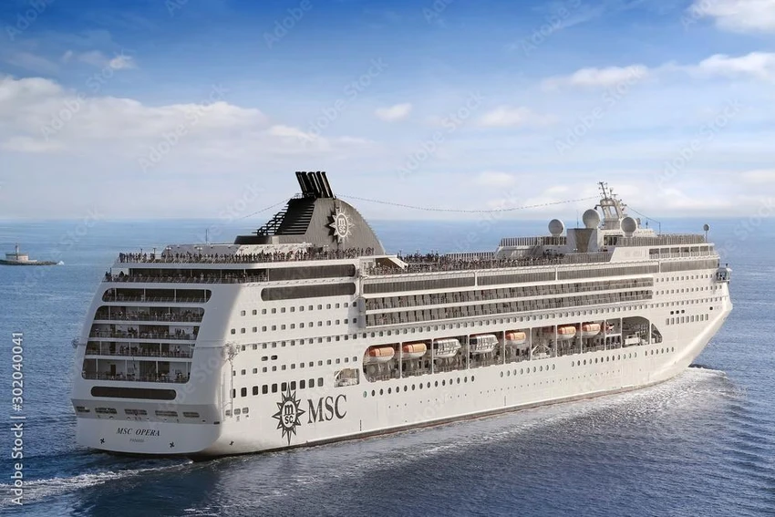 Khách sạn 5 sao nổi MSC Opera có 1075 phòng trên đường đến cảng Doha. Ảnh: GETTY IMAGES Khách sạn 5 sao nổi MSC Opera có 1075 phòng trên đường đến cảng Doha. Ảnh: GETTY IMAGES